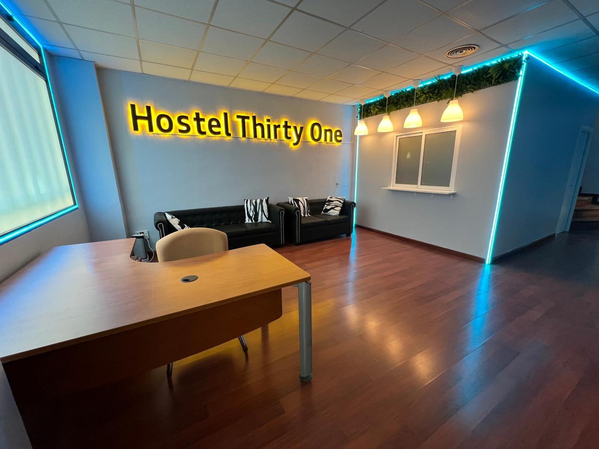 Hostel Thirty One Madrid Eksteriør bilde